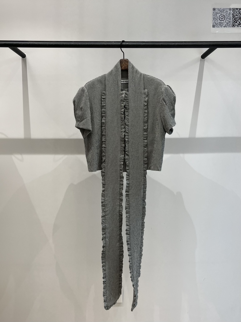 LOVE PULL韓國代購㊣女士新品推薦時尚人氣真品襯衫蕾絲衫LOVE PULL襯衫/蕾絲衫