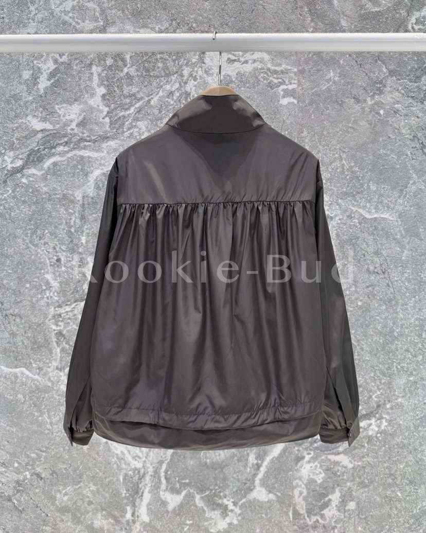 ROOKIE BUD韓國代購㊣女裝新款休閑熱賣推薦時尚25秋冬夾克褶皺ROOKIE BUD-L夾克