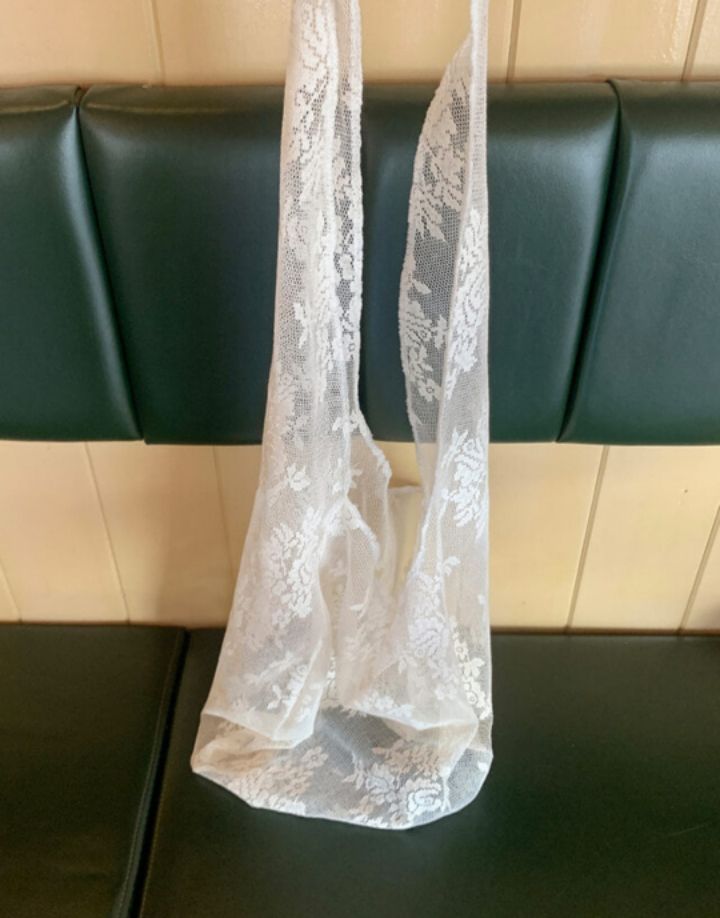LIVE FOREVER東大門㊣實拍女士新品真品休閑單肩斜跨包蕾絲花LIVE FOR_EVER單肩/斜跨包