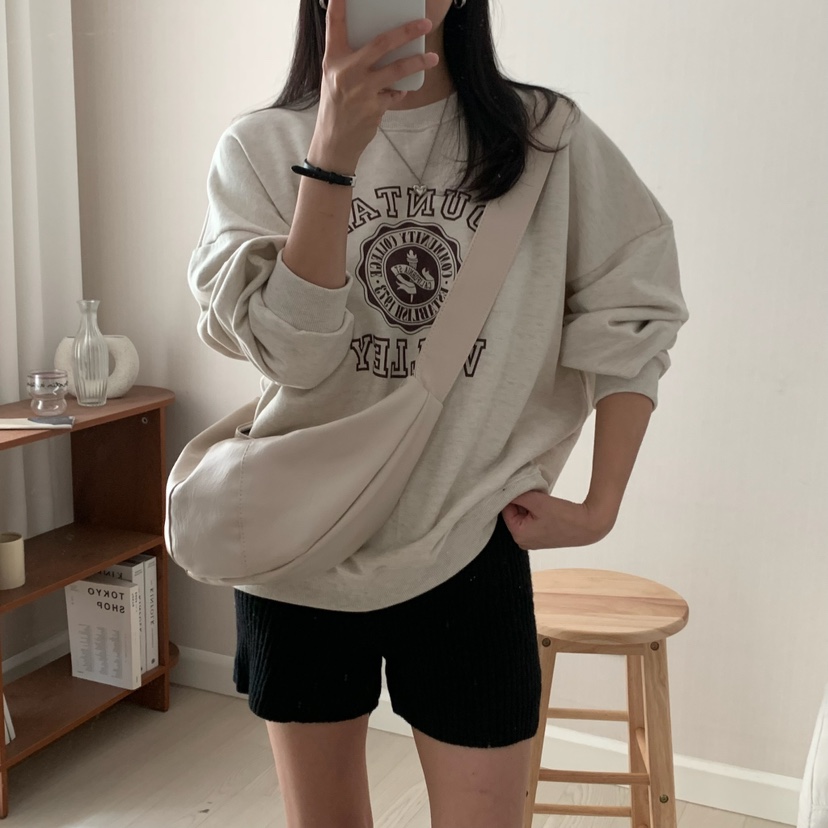 HELLO JINI韓國代購㊣女裝新品休閑25秋冬時尚職業熱賣衛衣HELLO JINI衛衣