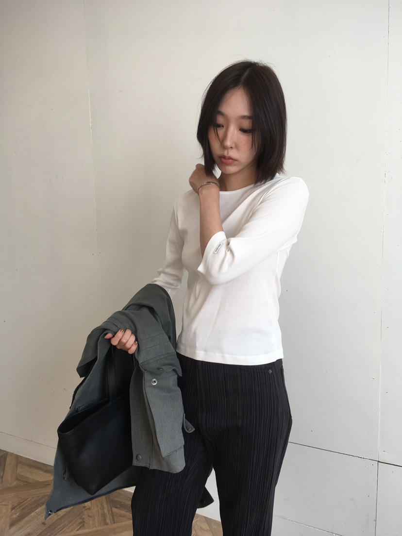 CEDARWOOD東大門㊣實拍女裝新品時尚熱賣人氣25秋冬休閑T恤CEDARWOODT恤