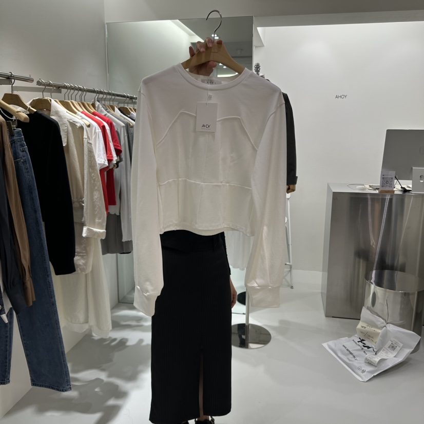 AHOY韓國代購㊣女裝新品時尚推薦人氣休閑職業真品衛衣緊身AHOY衛衣圖色1