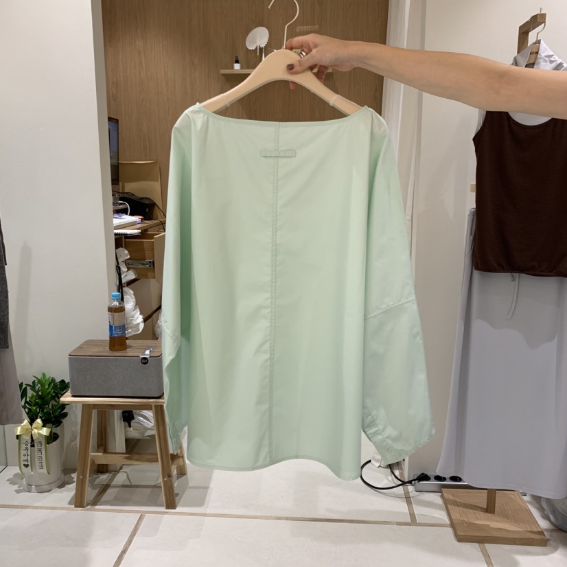 HOWFF東大門㊣實拍女士新品真品熱賣25秋冬職業休閑襯衫蕾絲衫HOWFF襯衫/蕾絲衫