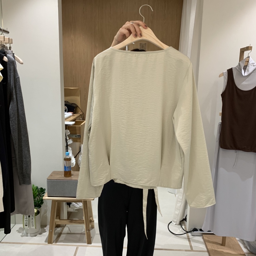 HOWFF東大門㊣代購女裝新品職業熱賣時尚推薦襯衫蕾絲衫紐扣HOWFF襯衫/蕾絲衫