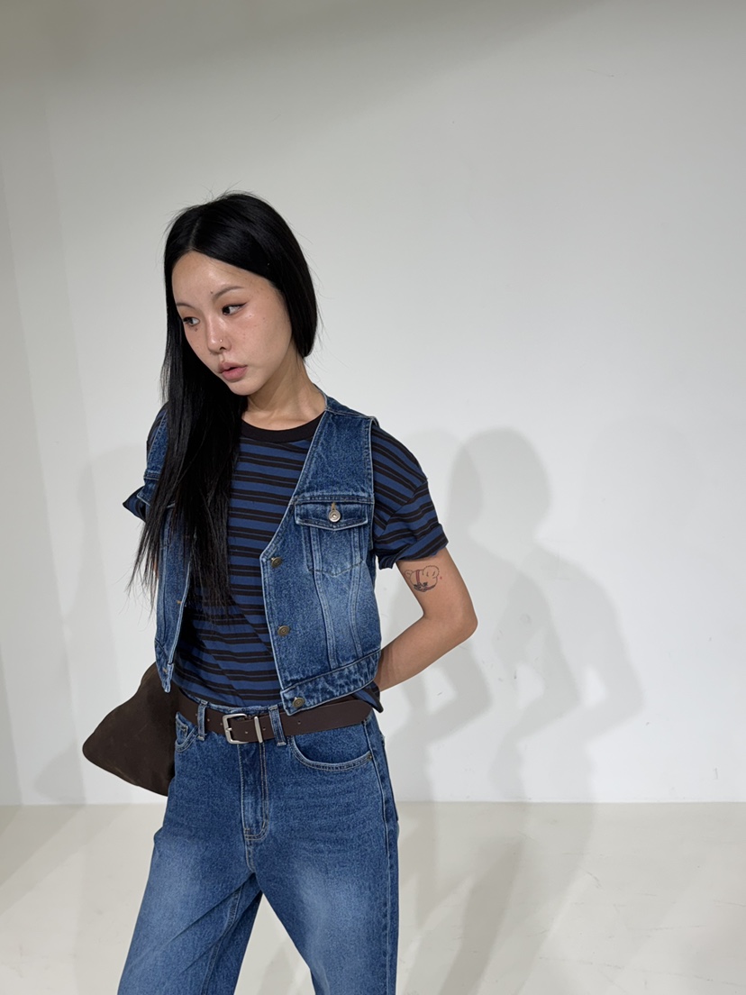 LIMLIMLIM東大門㊣代購女裝新品人氣時尚真品職業熱賣馬甲短款LIM LIM LIM馬甲