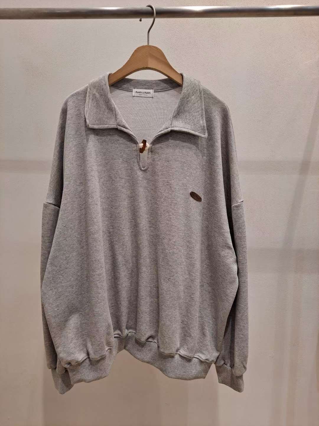 PUNCH（此品牌容易侵權投訴）東大門㊣代購女裝新品職業衛衣Punch Punch衛衣圖色1
