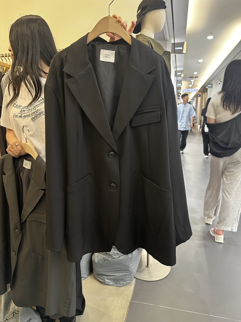 MONDAYMORING東大門㊣代購女士新品人氣時尚真品25秋冬夾克MONDAYMORING夾克圖色2