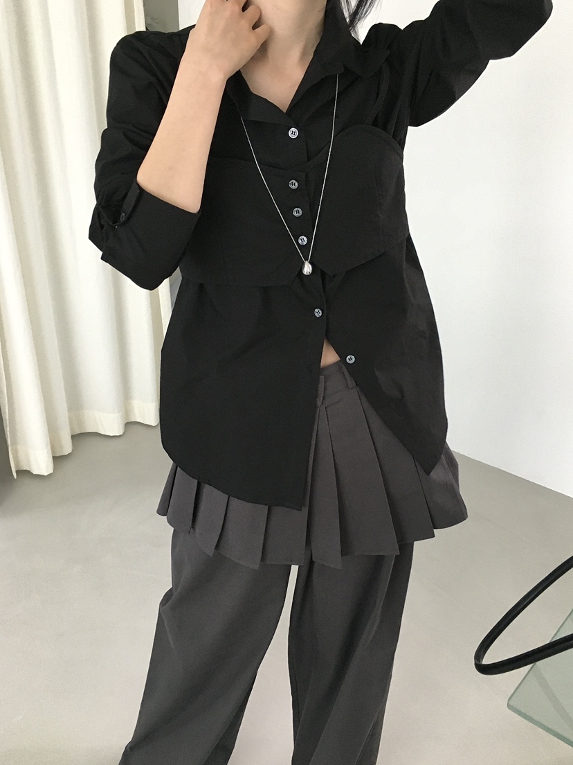 MONDAYMORING東大門㊣實拍女裝新款人氣襯衫蕾絲衫假兩件緊身MONDAYMORING襯衫/蕾絲衫