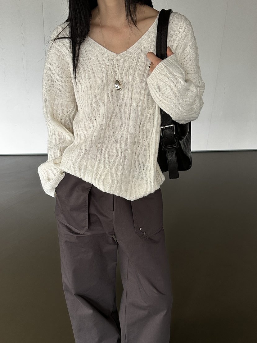 MONDAYMORING東大門㊣直郵女裝新款推薦熱賣真品毛衣羊毛羊駝MONDAYMORING毛衣