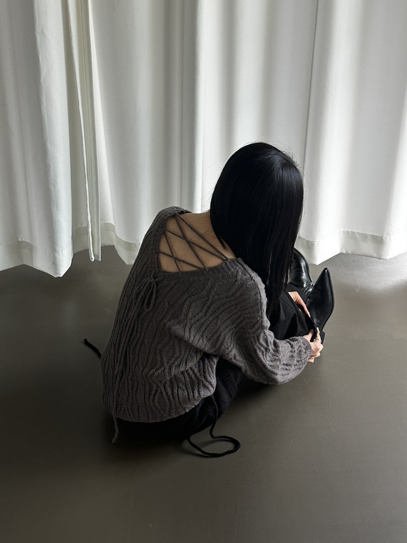 MONDAYMORING東大門㊣直郵女裝新款推薦熱賣真品毛衣羊毛羊駝MONDAYMORING毛衣