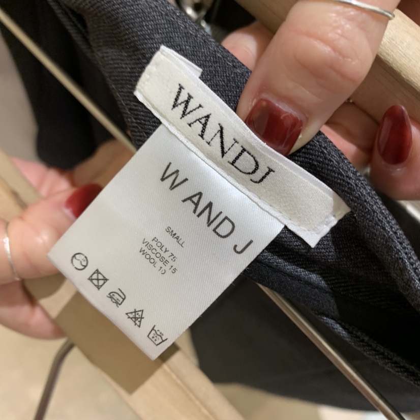 W AND J東大門㊣直郵女士新品職業25秋冬推薦真品休閑短裙W AND J短裙