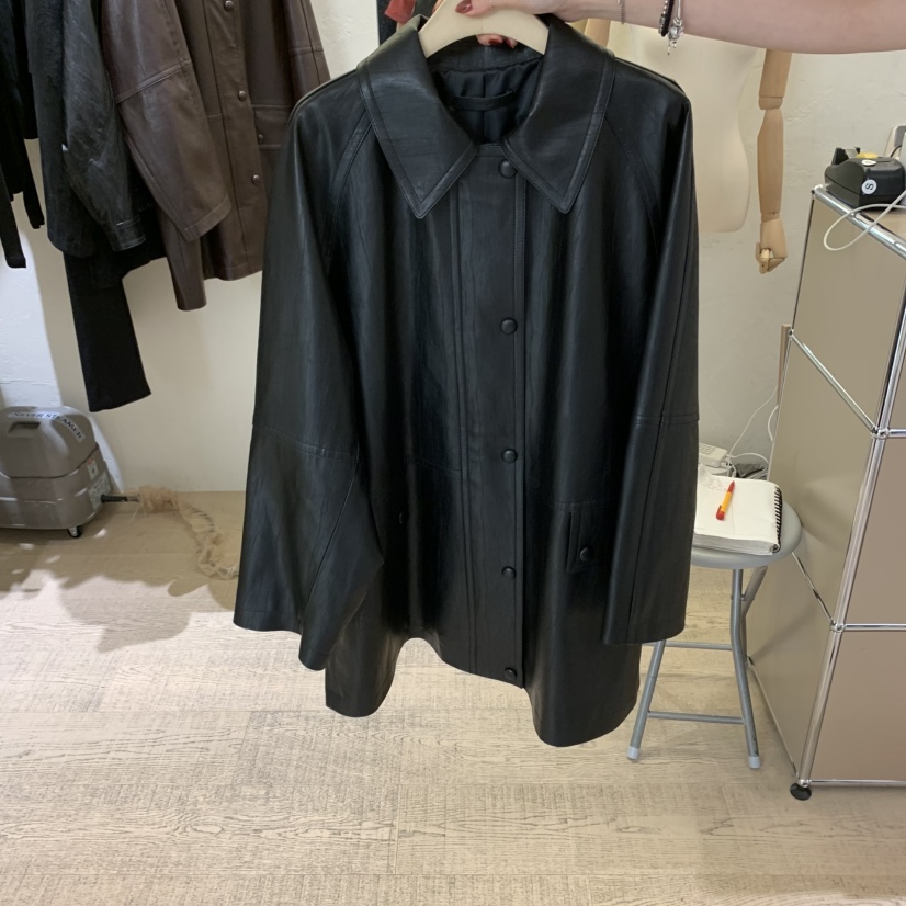 W AND J東大門㊣直郵女裝新品真品25秋冬熱賣人氣皮衣羊毛皮W AND J皮衣圖色2