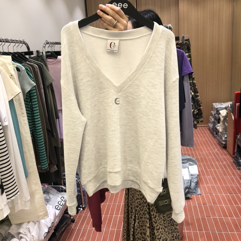 E/E/E韓國代購㊣女裝新款職業熱賣真品休閑25秋冬衛衣V領E/E/E衛衣圖色1