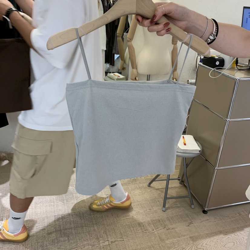 W AND J東大門㊣直郵女士新品推薦職業休閑時尚真品吊帶背心W AND J吊帶/背心