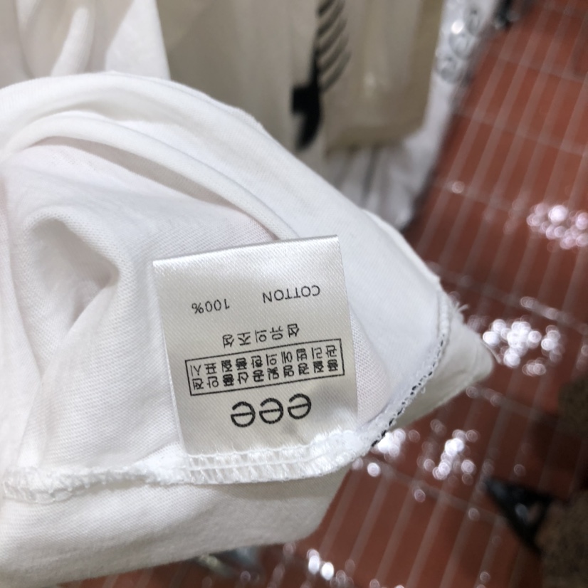 E/E/E韓國直郵㊣女士新品熱賣時尚推薦職業休閑25秋冬長袖T恤E/E/E長袖T恤
