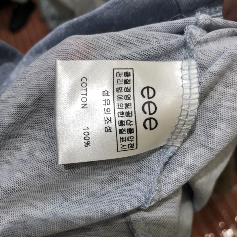 E/E/E韓國代購㊣女裝新品時尚熱賣休閑人氣職業推薦長袖T恤E/E/E長袖T恤