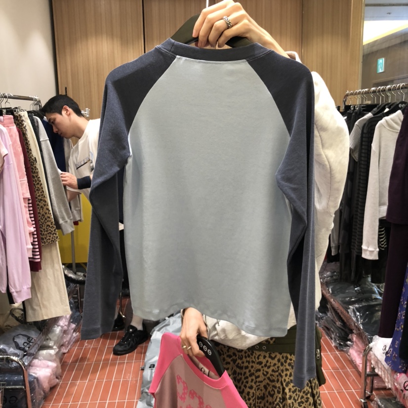 E/E/E東大門㊣實拍女裝新品休閑人氣時尚真品推薦長袖T恤E/E/E長袖T恤