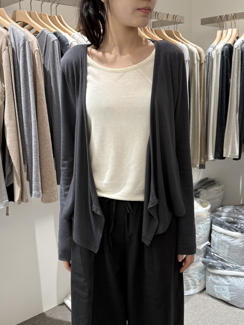MONE-A東大門㊣代購女裝新款職業時尚熱賣25秋冬人氣長袖T恤MONE-A長袖T恤圖色2