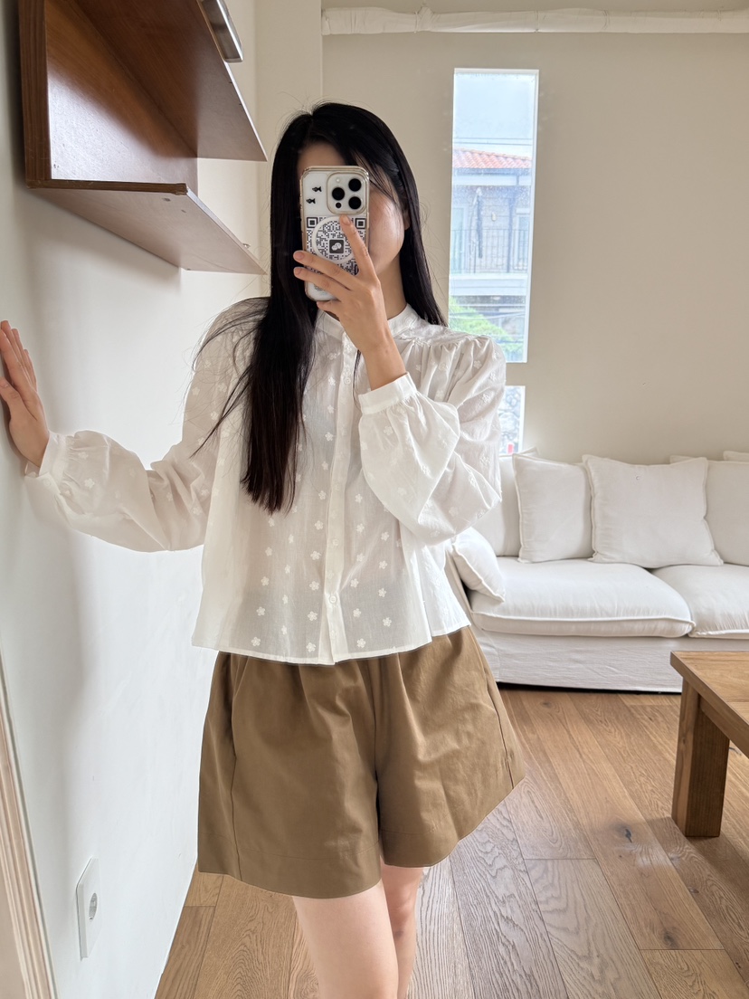 A P-STUDIO東大門㊣實拍女裝新品25秋冬職業襯衫蕾絲衫刺繡A P-STUDIO襯衫/蕾絲衫