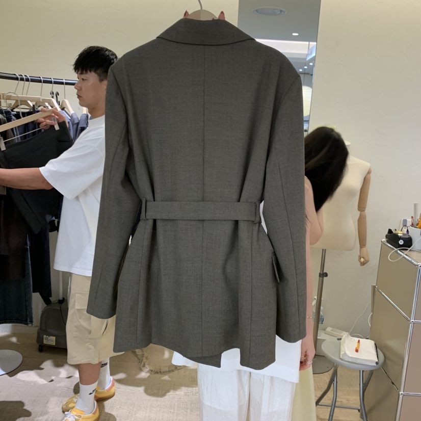 W AND J韓國直郵㊣女裝新品25秋冬推薦職業時尚夾克含腰帶W AND J夾克