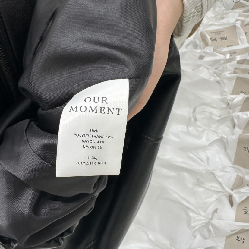 OURMOMENT東大門㊣實拍女裝新品職業人氣推薦真品休閑皮衣皮革OURMOMENT皮衣