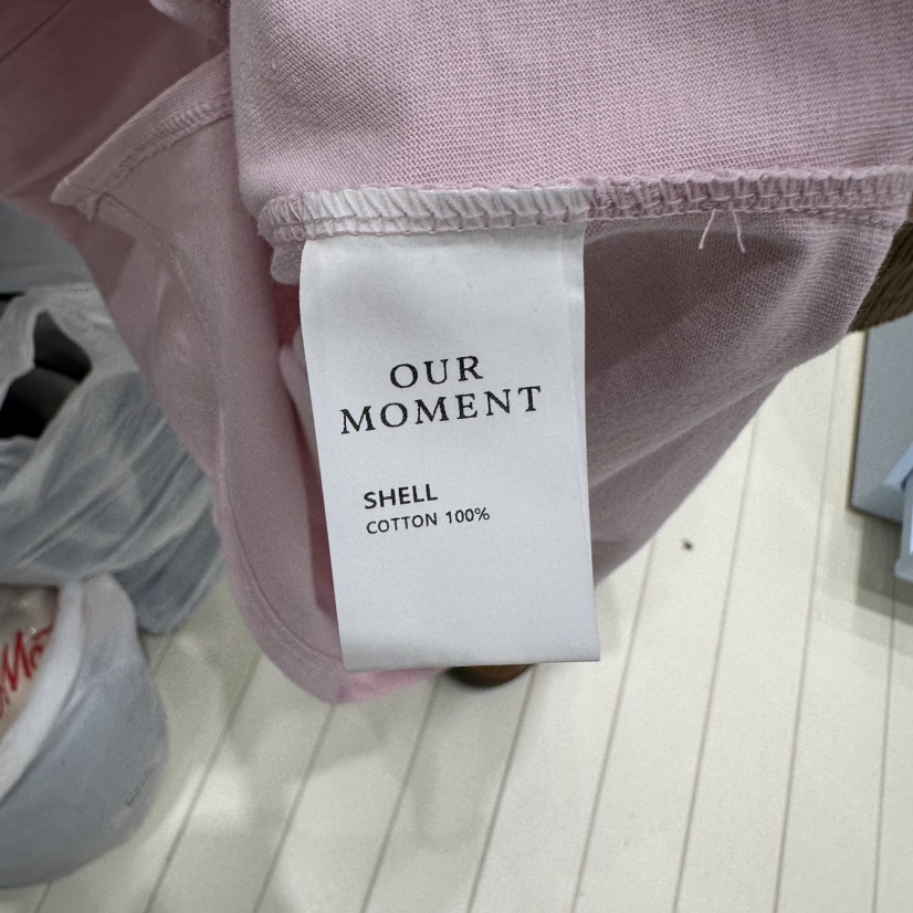 OURMOMENT東大門㊣實拍女士新款真品熱賣時尚人氣休閑25秋冬T恤OURMOMENTT恤