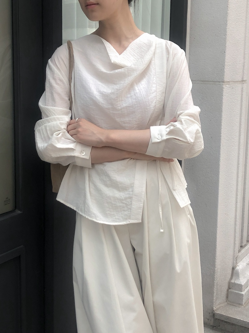 LONG PEAK韓國代購㊣女裝新品25秋冬職業襯衫蕾絲衫含腰繩LONG PEAK襯衫/蕾絲衫