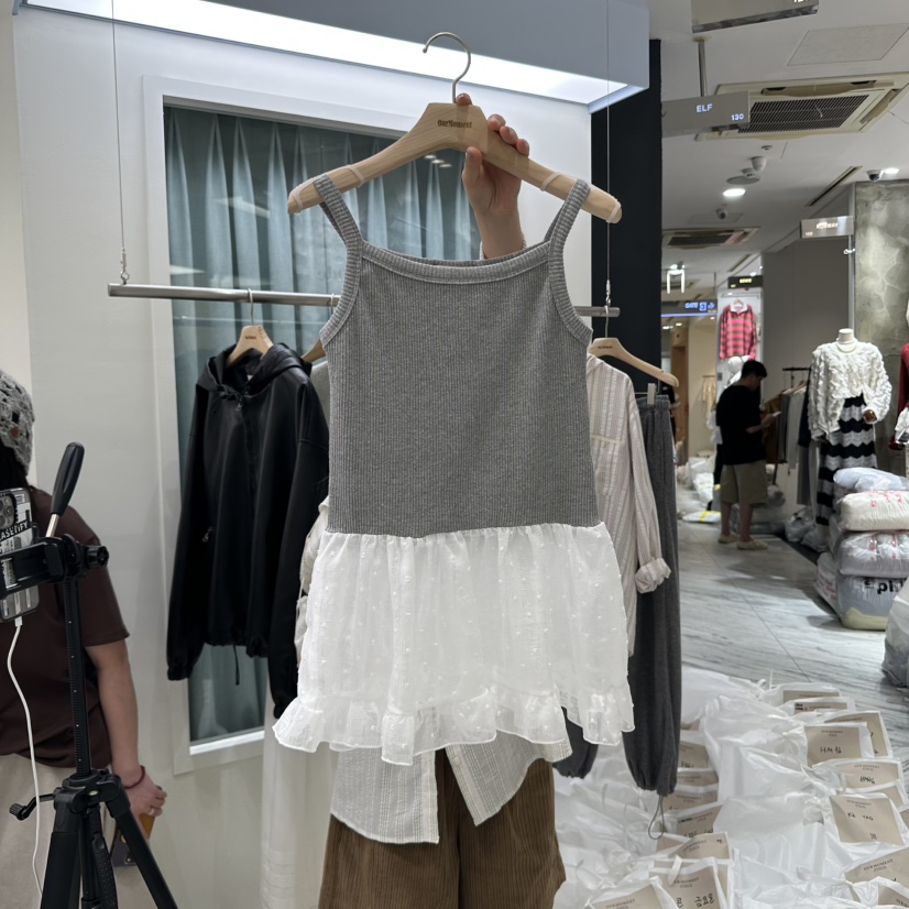 OURMOMENT東大門㊣代購女裝新款推薦熱賣休閑時尚真品吊帶背心OURMOMENT吊帶/背心圖色3