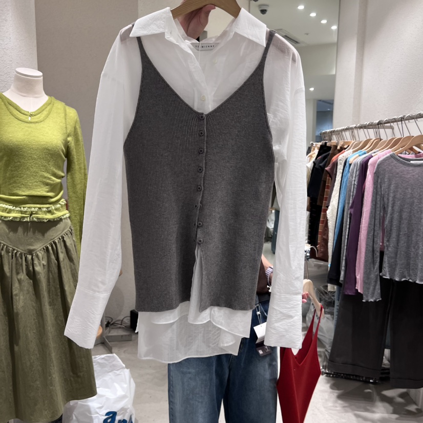 SSEMIENNE東大門㊣實拍女裝新品時尚吊帶背心不含內搭紐扣背心羊毛SSENIQUE吊帶/背心圖色2