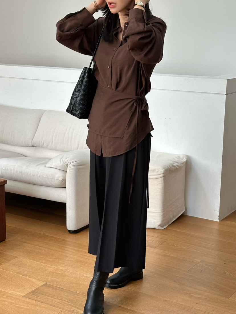 LE VASE韓國代購㊣女士新款時尚真品休閑人氣25秋冬襯衫蕾絲衫LE VASE襯衫/蕾絲衫