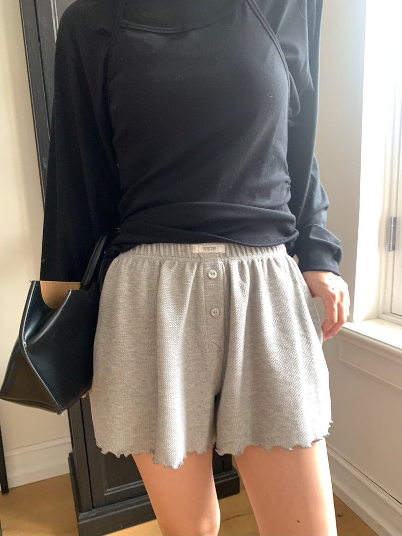 BLEECKER東大門㊣直郵女裝新款人氣推薦休閑25秋冬熱賣短褲BLEECKER短褲