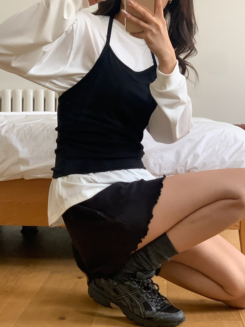 BLEECKER韓國直郵㊣女士新款25秋冬人氣推薦熱賣時尚吊帶背心BLEECKER吊帶/背心