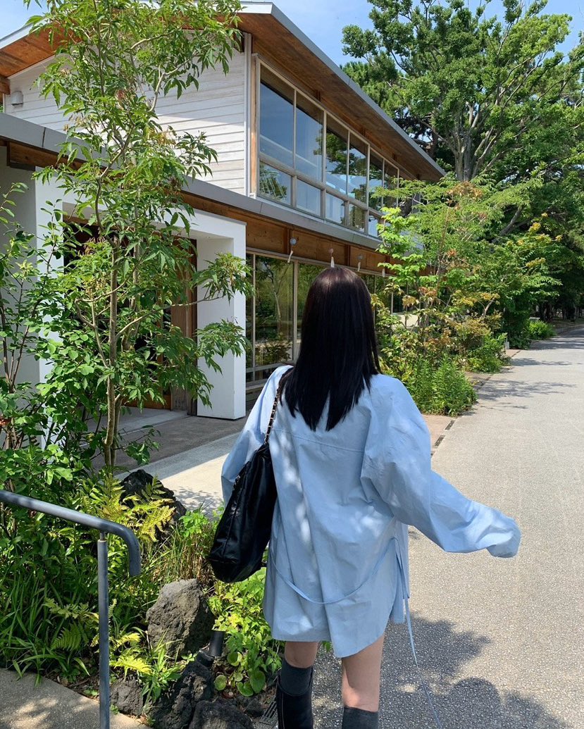 REVE CITE-L韓國代購㊣女裝新品25秋冬真品襯衫蕾絲衫口袋REVE CITE襯衫/蕾絲衫