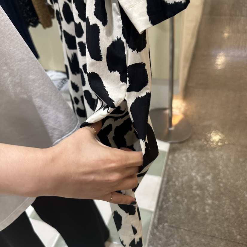 OREUM韓國代購㊣女士新品推薦熱賣休閑25秋冬職業襯衫蕾絲衫OREUM襯衫/蕾絲衫