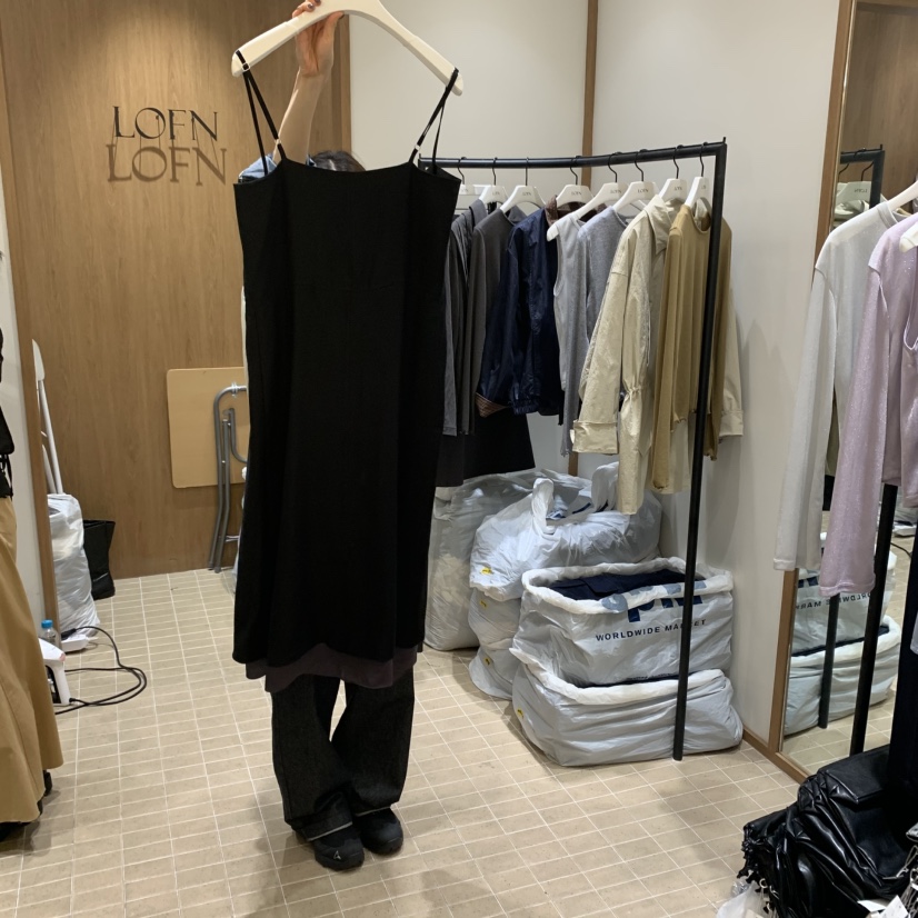 LOFN東大門㊣直郵女裝新品時尚25秋冬真品推薦休閑熱賣連衣裙LOFN連衣裙