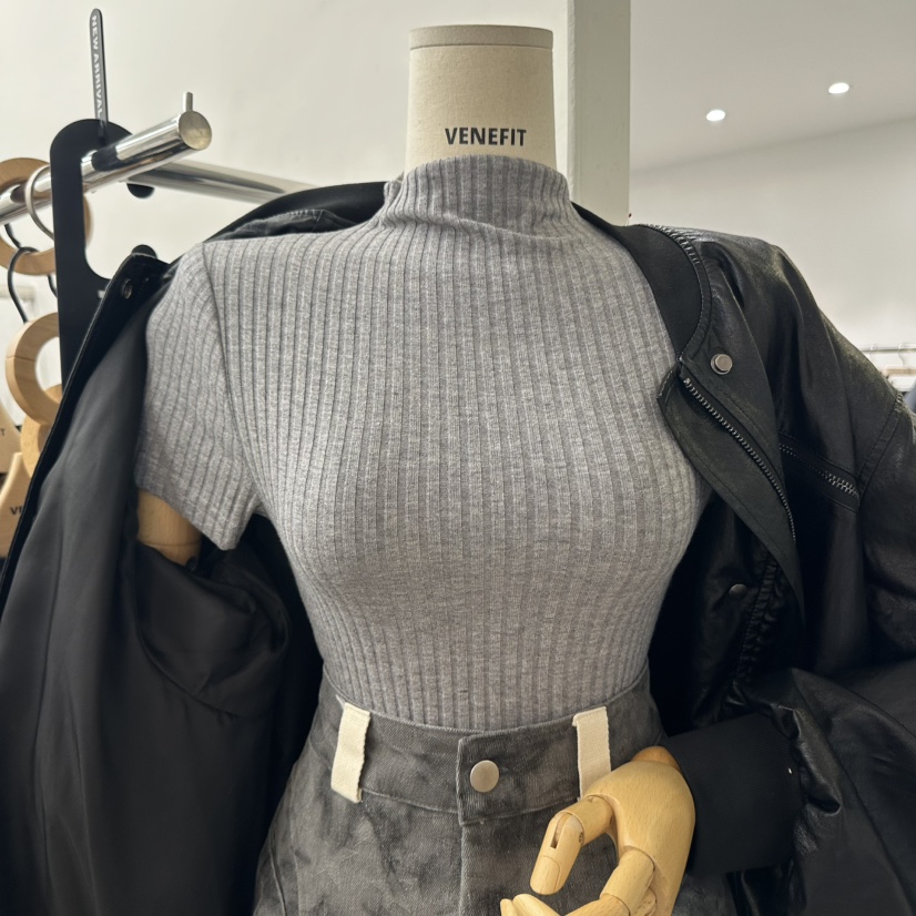 VENEFIT東大門㊣直郵女裝新品職業真品休閑推薦時尚熱賣T恤VENEFIT/JENNIET恤圖色2