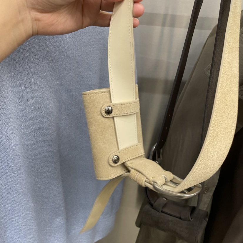 HELVETICA韓國代購㊣女士新品人氣錢包卡包零錢包不含腰帶絨面革HELVETICA錢包/卡包/零錢包