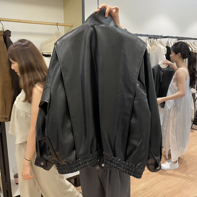 MUYBIEN韓國直郵㊣女士新款25秋冬熱賣時尚真品夾克皮革高領MUYBIEN夾克