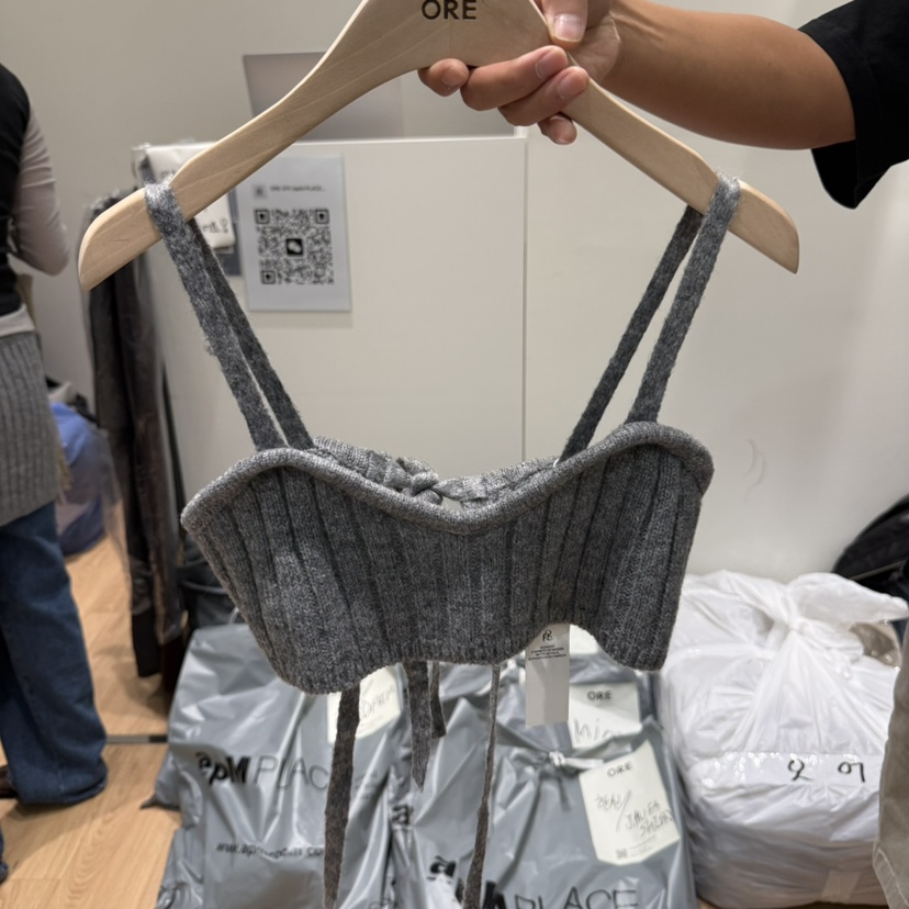ORE-P東大門㊣代購女裝新款真品25秋冬時尚推薦吊帶背心緊身ORE吊帶/背心圖色2