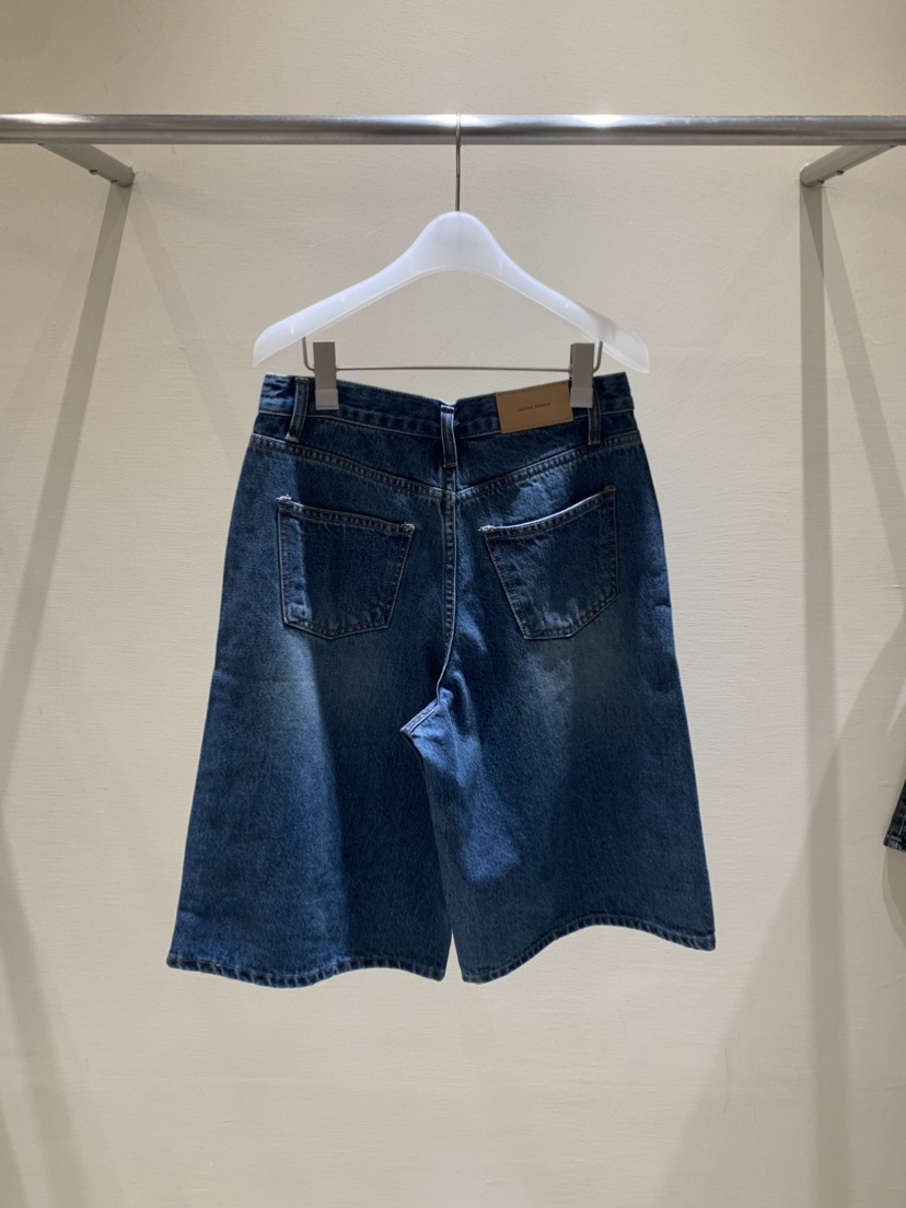 MOREMORE韓國代購㊣女裝新款真品25秋冬職業人氣熱賣時尚短褲more more短褲