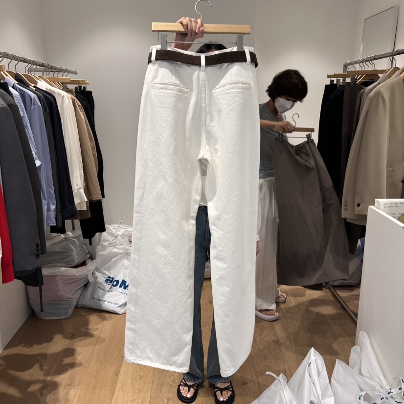 OUR-A東大門㊣直郵女士新款休閑25秋冬真品牛仔褲不含腰帶OUR-A牛仔褲