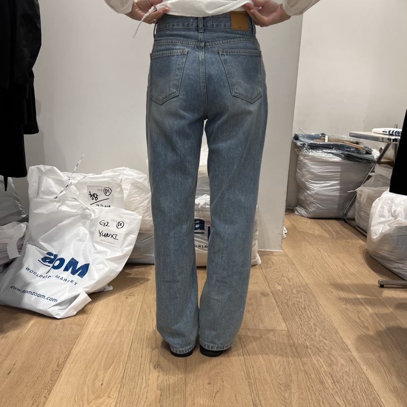 OUR-A東大門㊣代購女士新品推薦人氣熱賣25秋冬真品牛仔褲OUR-A牛仔褲