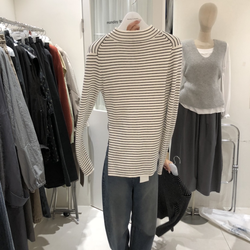 MONDAY TO SUNDAY東大門㊣實拍女士新品人氣真品時尚長袖T恤MONDAY TO SUNDAY長袖T恤圖色1