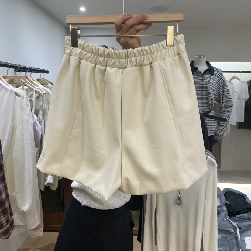 WINSOME韓國代購㊣女士新品人氣熱賣職業真品25秋冬時尚短褲WINSOME短褲圖色1