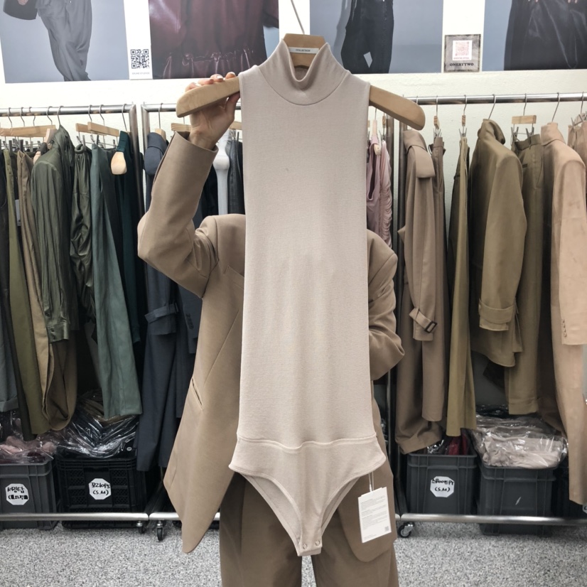 ONEBYTWO韓國直郵㊣女士新品熱賣時尚人氣推薦休閑吊帶背心ONE BY TWO吊帶/背心圖色2