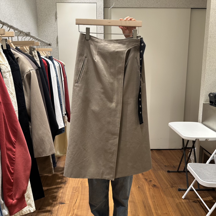 COMELY東大門㊣代購女裝新品推薦休閑時尚熱賣職業真品長裙COMELY長裙圖色2