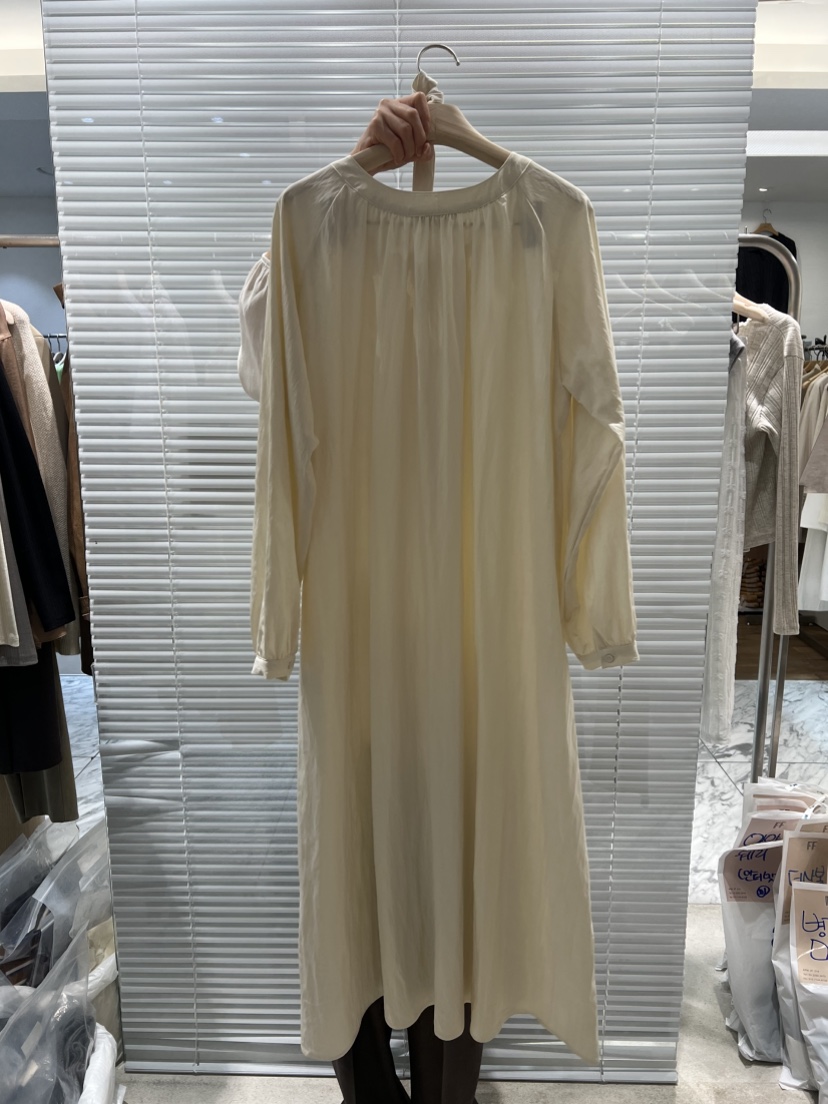 FF東大門㊣直郵女裝新款休閑推薦25秋冬熱賣時尚連衣裙含腰帶FF/SUNDAY連衣裙
