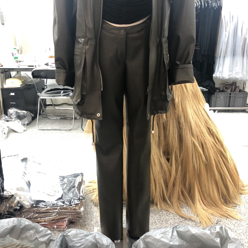 ONEBYTWO東大門㊣直郵女士新款真品25秋冬時尚熱賣休閑褲皮褲ONE BY TWO休閑褲圖色3