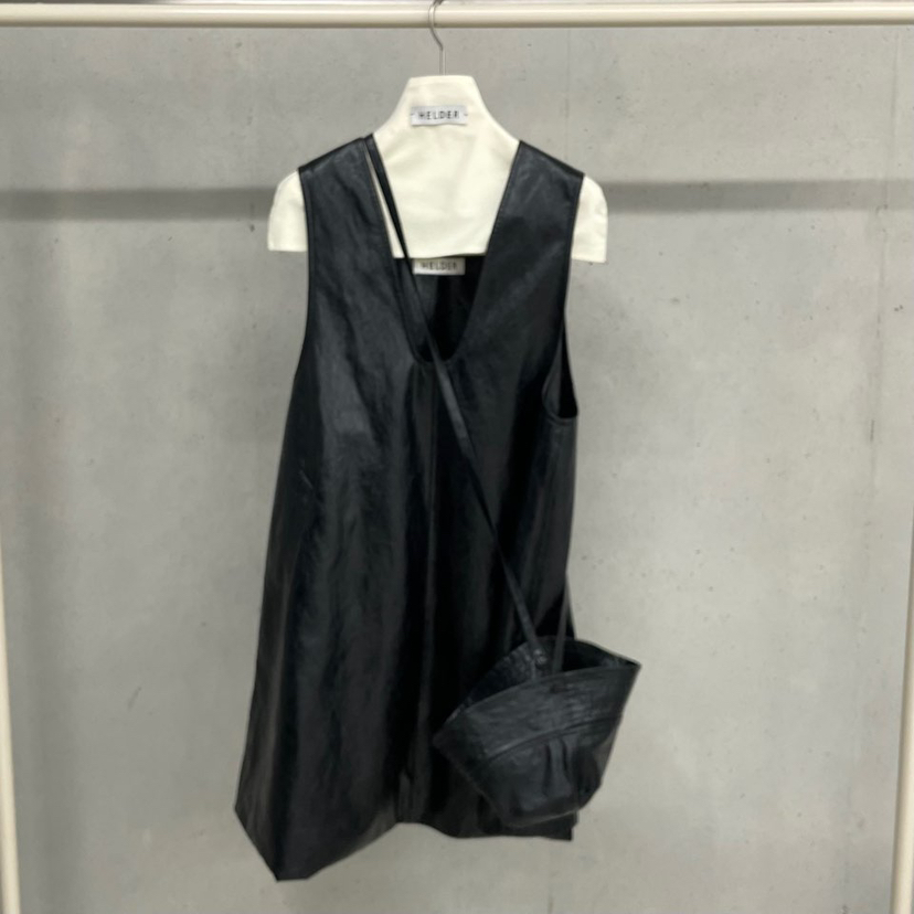HELDER-P東大門㊣代購女裝新品真品推薦25秋冬連衣裙含帽子皮革HELDER連衣裙圖色2