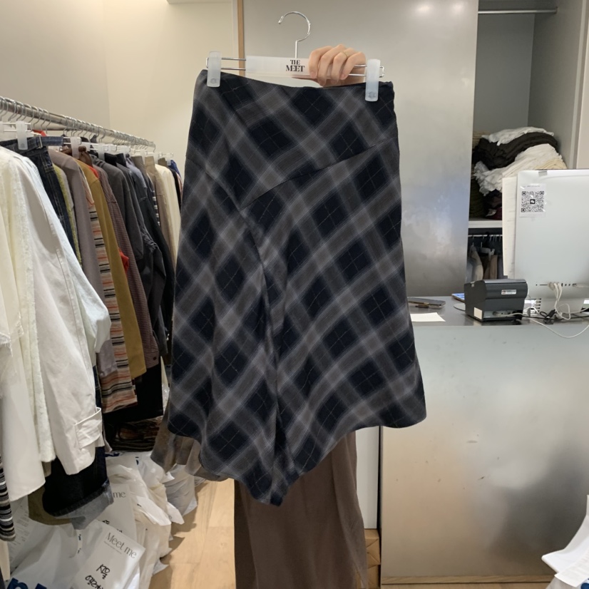 MEET ME東大門㊣代購女裝新品25秋冬推薦休閑半身裙中短裙MEET ME半身裙/中短裙圖色2